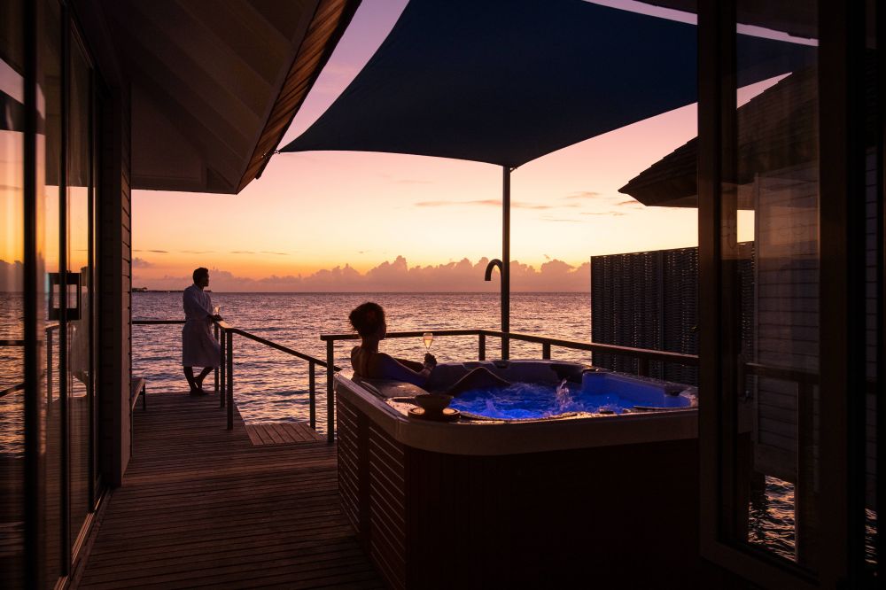 Sunset Over Water Villas With Hot Tub, Outrigger Maldives Maafushivaru Resort (ex. Lti Maafushivaru Maldives) 5*