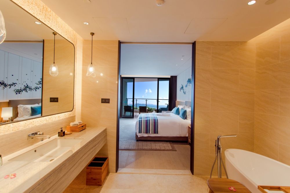 Panoramic Ocean View Suite, Sanya Conifer Resort 5*