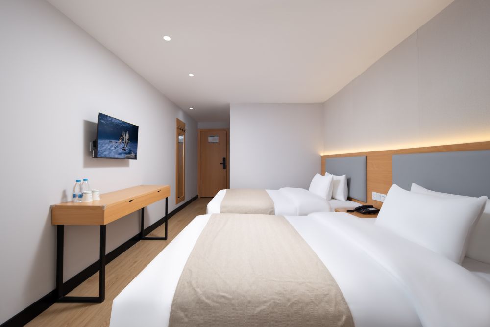 Deluxe Twin Room, Sanya Guanhailou Hotel 3*