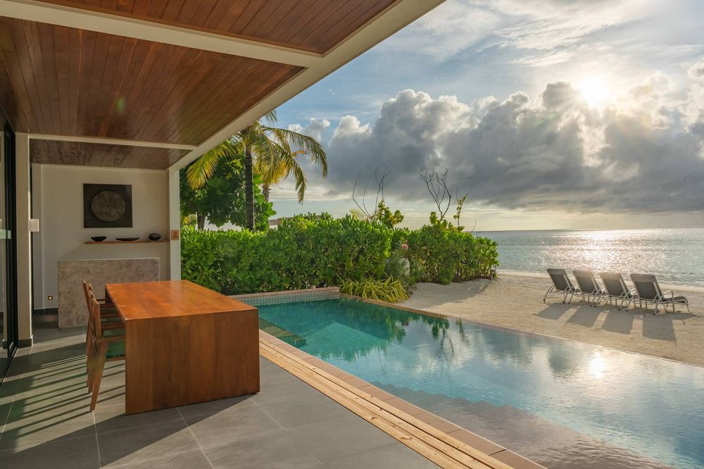 Three-bedroom Beach Retreat with Private Pool, Kuda Villingili Resort Maldives 5*