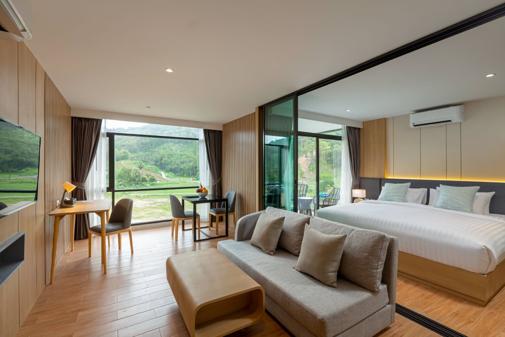 Premium Deluxe (Main Building), Wyndham Garden Naithon Phuket 5*