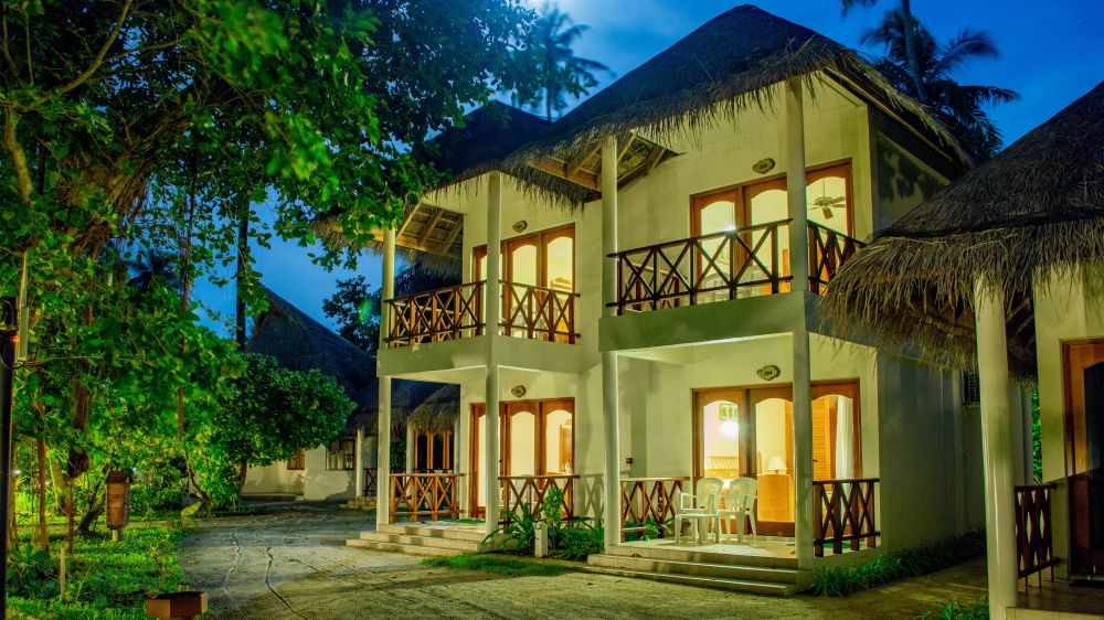 Deluxe Sky, Fihalhohi Maldives 4*