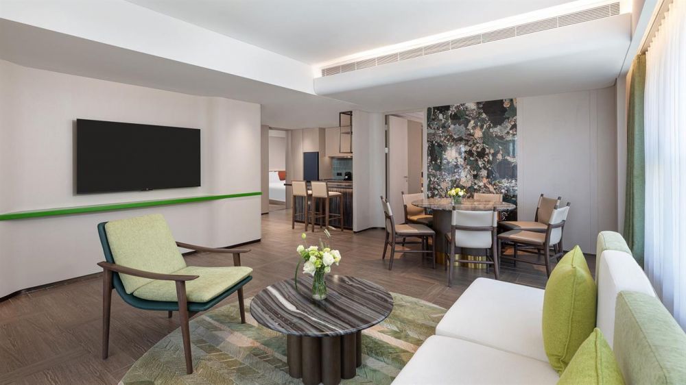 2 King 1 Single Bed – 3 Bedroom Suite, Holiday Inn Resort Sanya 5*