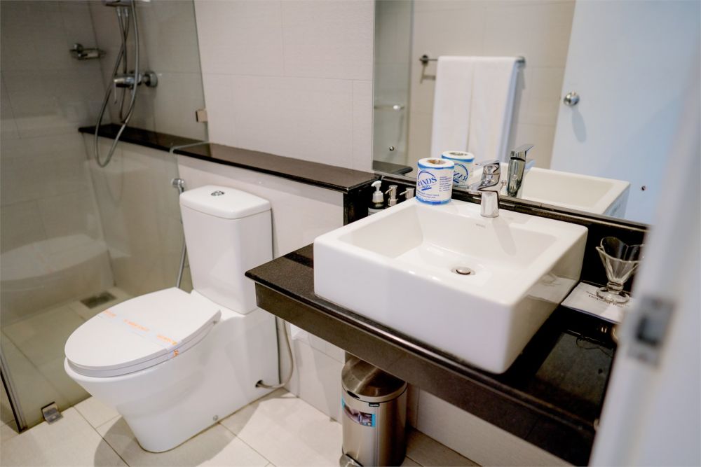 One Bedroom Cozy Suite (Apartament With Kitchen), Ocean Front Condominium - Galle 4*