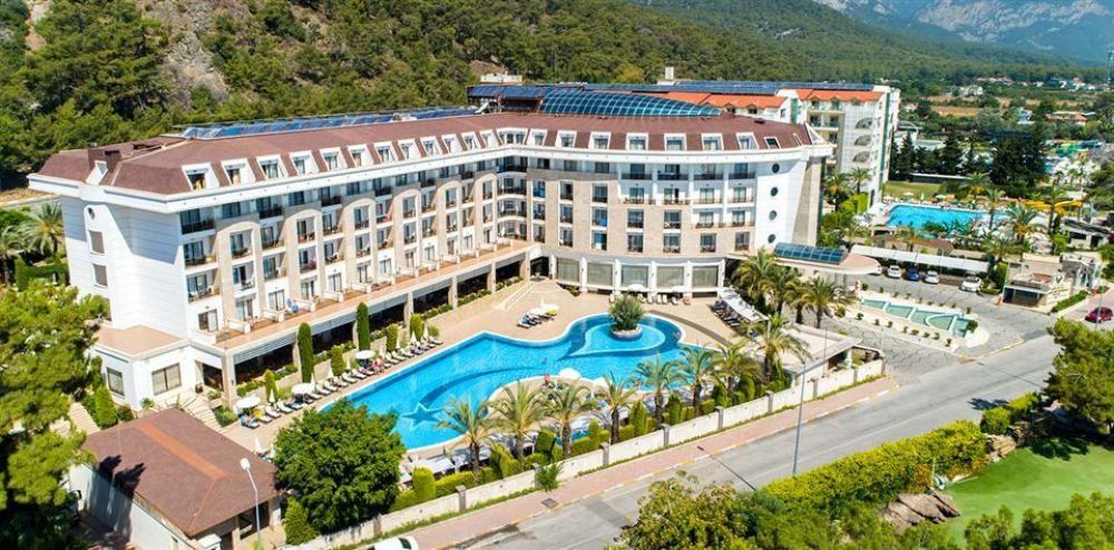 Imperial Sunland Family Resort Hotel 5*