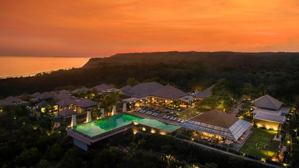 Umana Bali Ungasan Resort (ex. Jumana  Bali) 5*