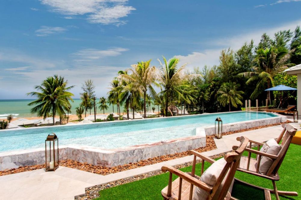 Devasom Khao Lak Beach Resort & Villas 5*