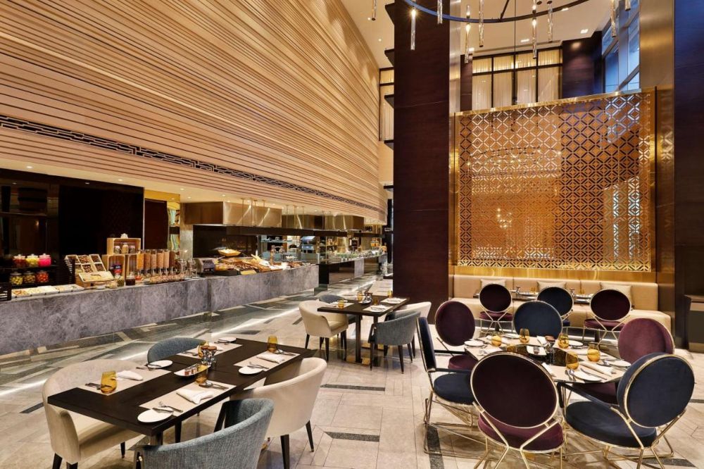 AlRayyan Hotel Doha, Curio Collection by Hilton 5*