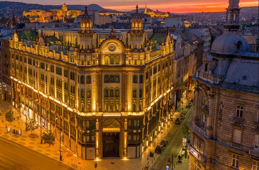 Parisi Udvar Hotel Budapest 5*