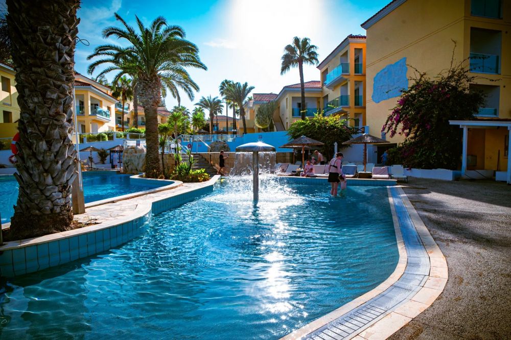 Malama Beach Holiday Village 4*