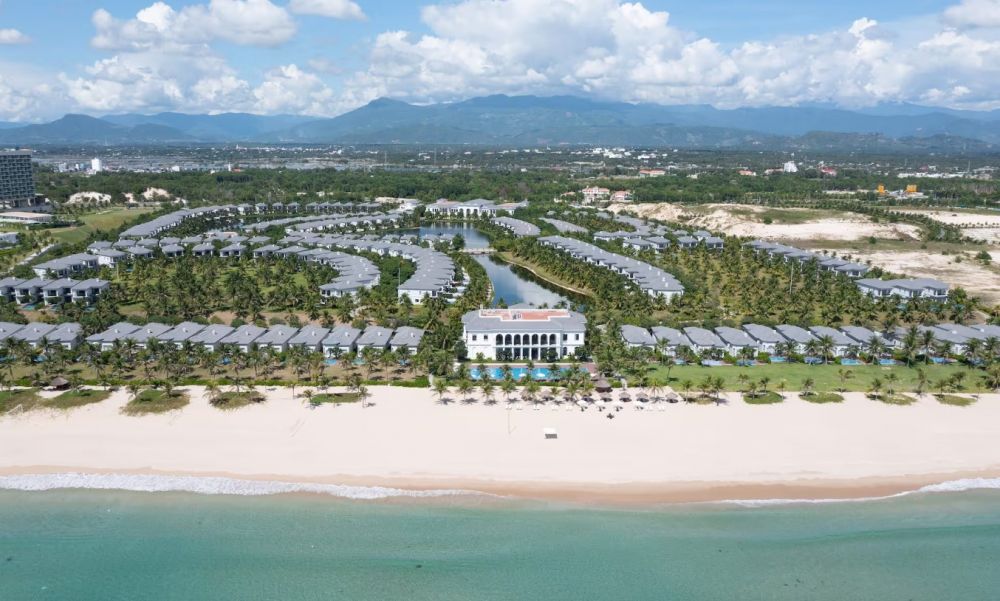 Melia Vinpearl Cam Ranh Beach Resort 5*