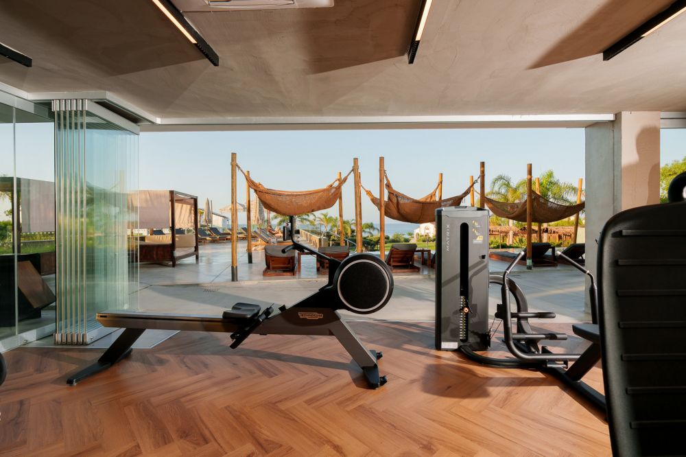 Cavo Zoe Seaside Hotel 4*