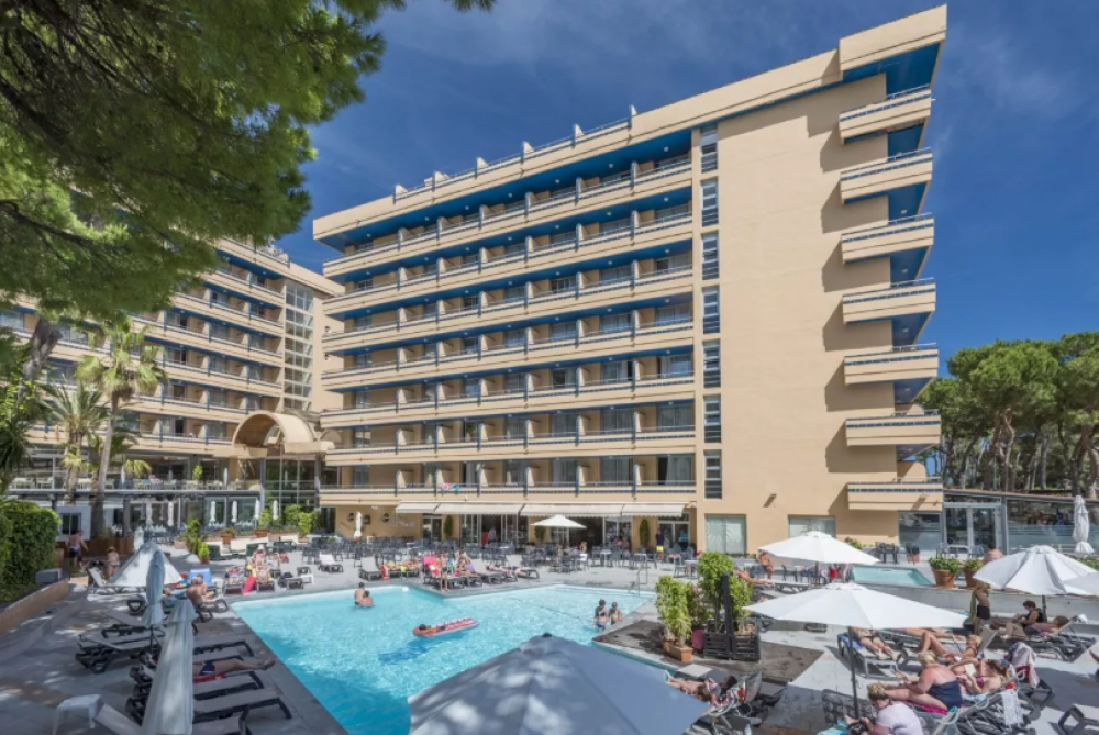 4R Playa Park 3*