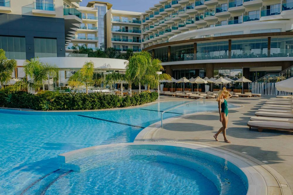 NissiBlu Beach Resort 5*