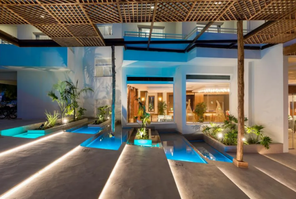 Cavo Zoe Seaside Hotel 4*