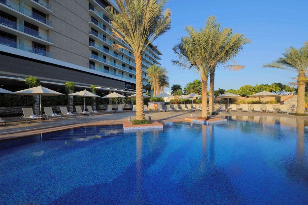 Park Inn by Radisson Abu Dhabi Yas Island 3*