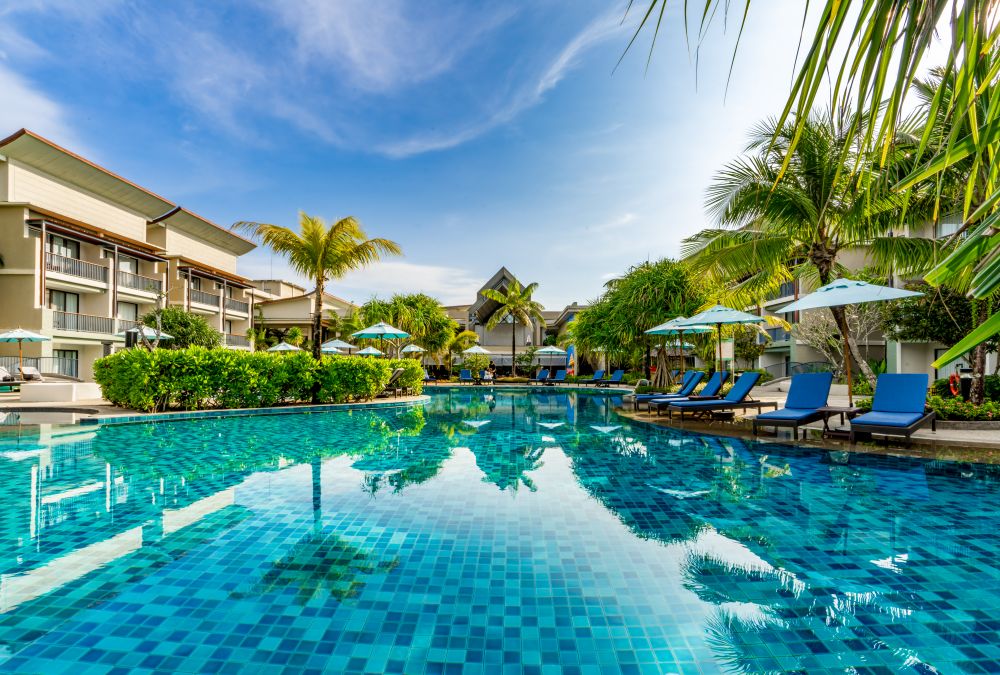 Le Meridien Khao Lak Beach 5*