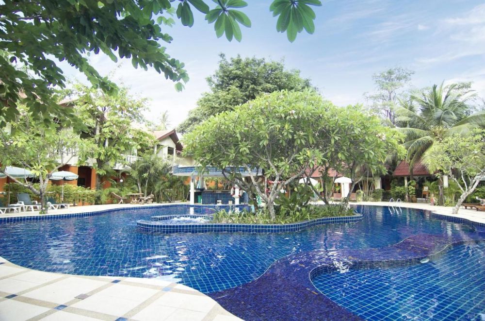 Hua Ting Holiday Inn (ex. Patong Leelavadee Phuket) 4*