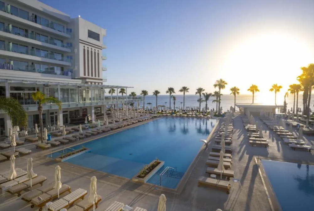 Constantinos the Great Beach Hotel 5*