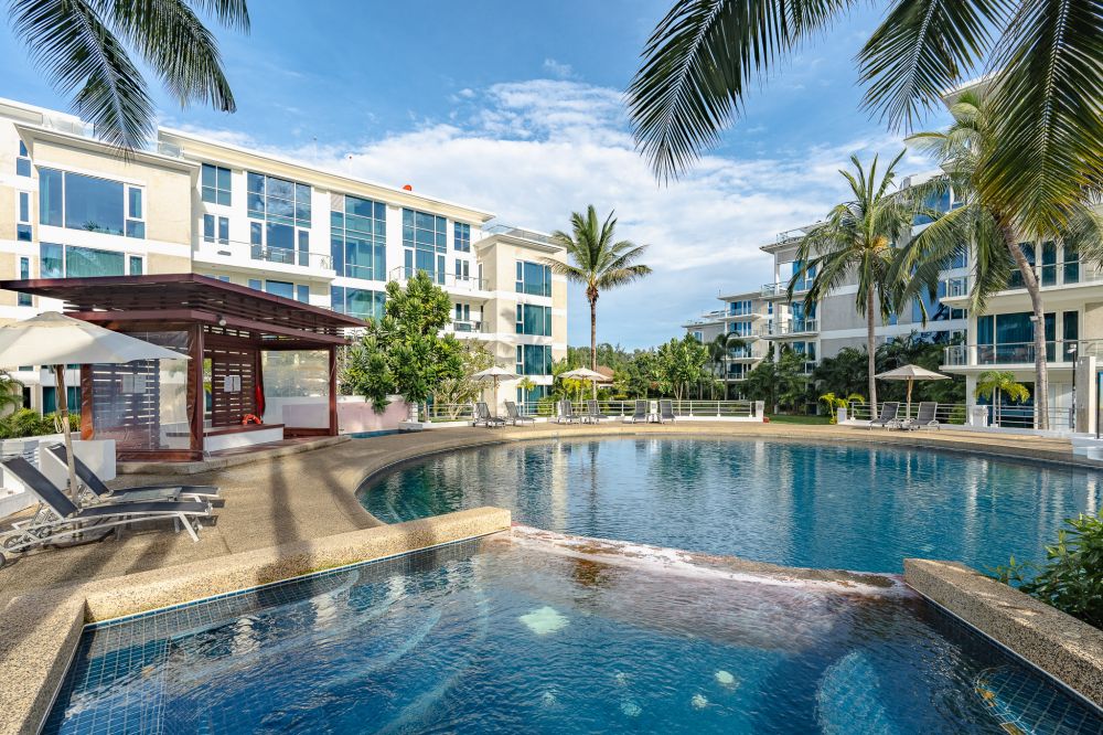 Splash Beach Resort Maikhao Phuket 5*