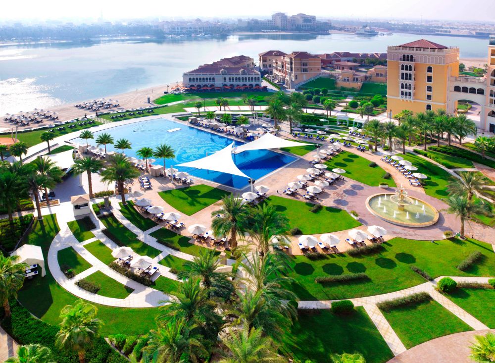 The Ritz Carlton Abu Dhabi Grand Canal 5*