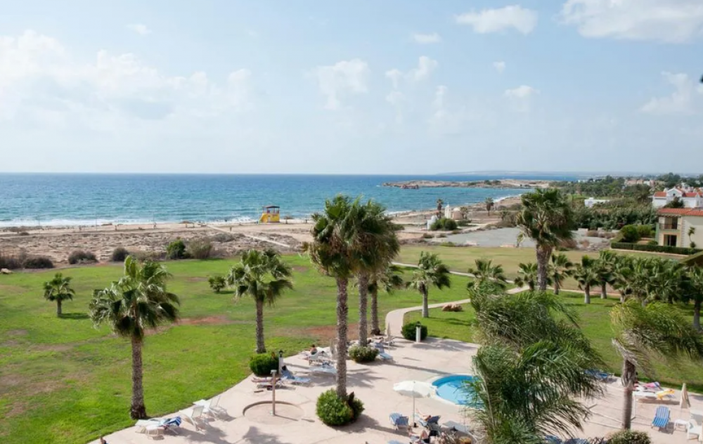 Nelia Sea Breeze 4*