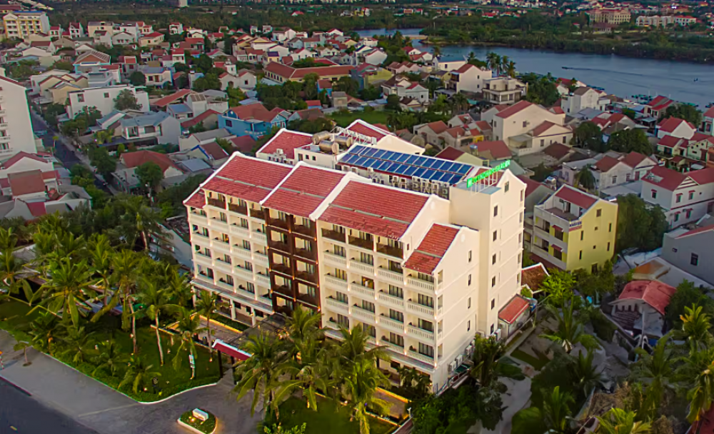 Wyndham Garden Hoi An Cua Dai Beach 4*