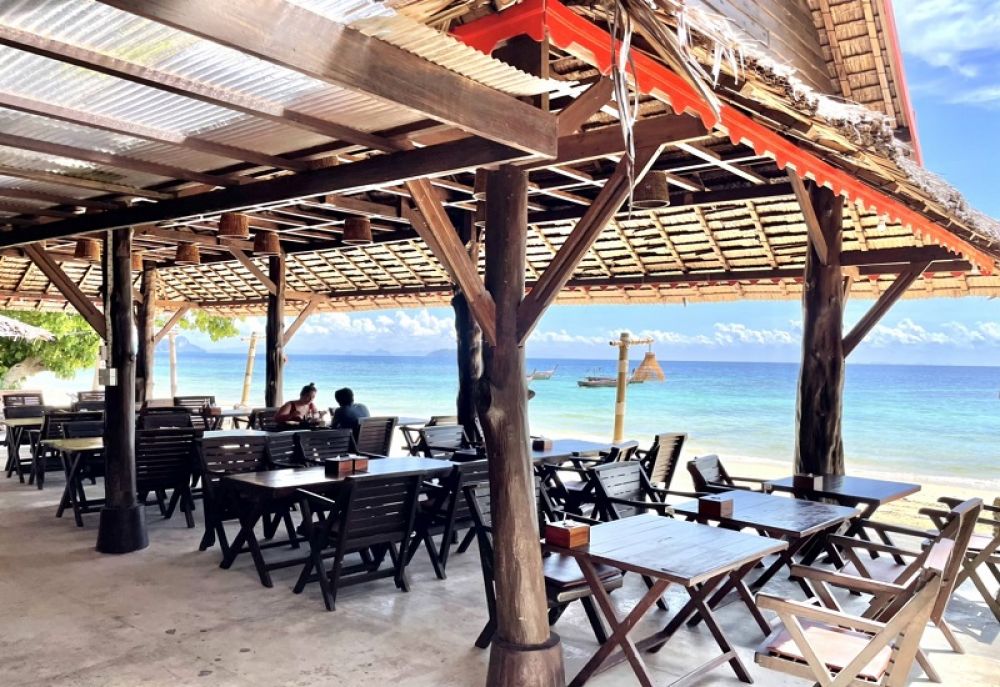 Phi Phi Relax Beach Resort 3*