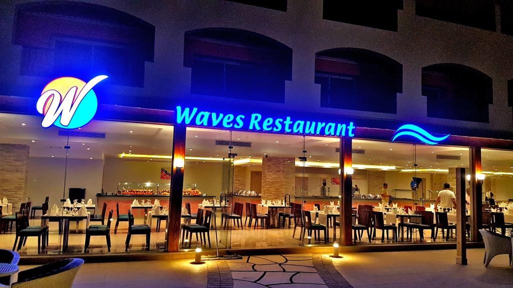 Tropitel Waves Sharm el Sheikh 5*