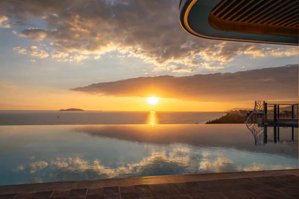 Voco Sanya Bay 5*