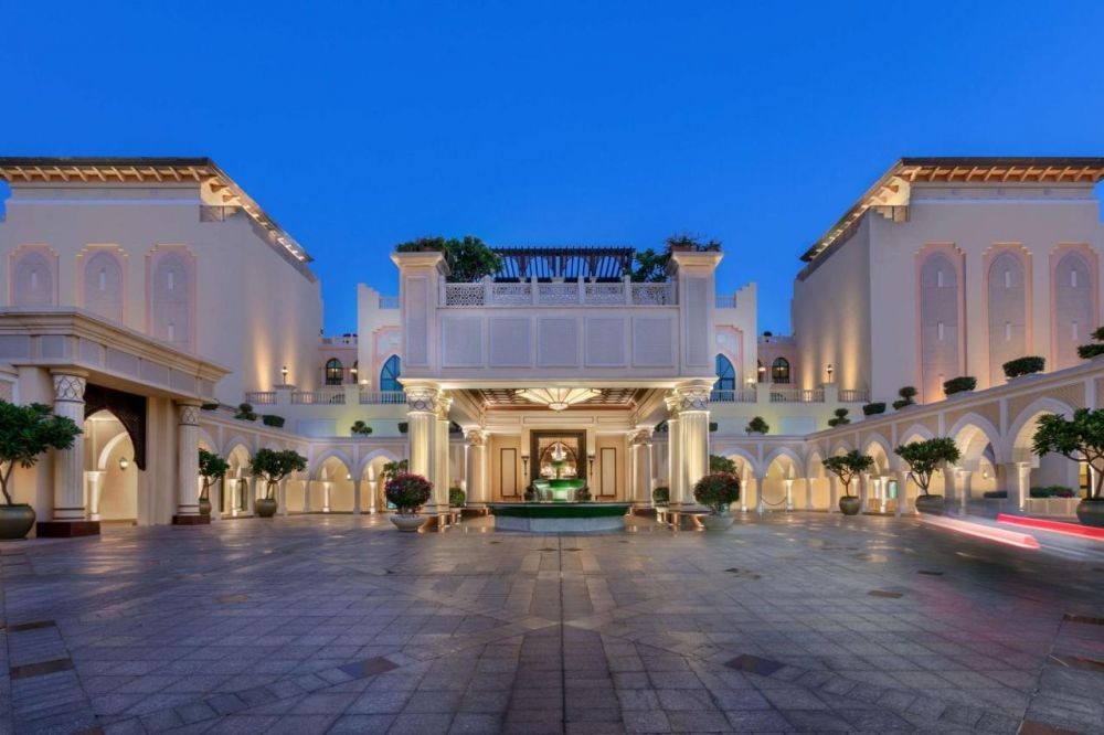 Shangri-La Hotel Qaryat Al Beri 5*