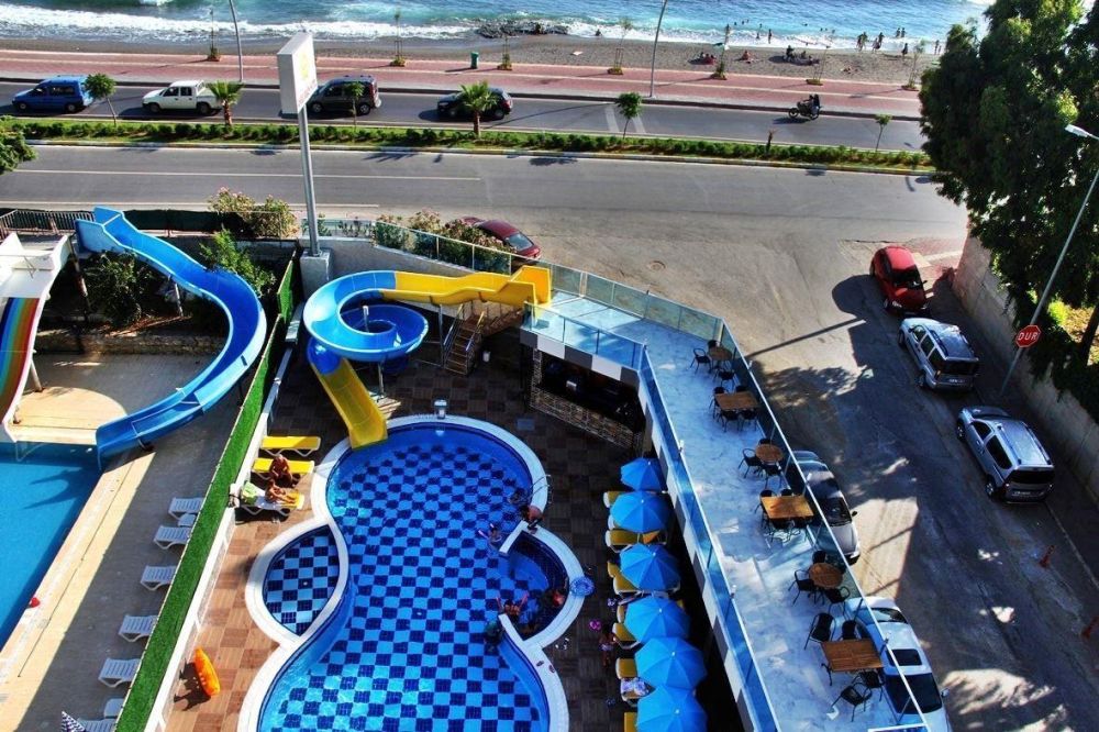 Vella Beach Hotel 3*
