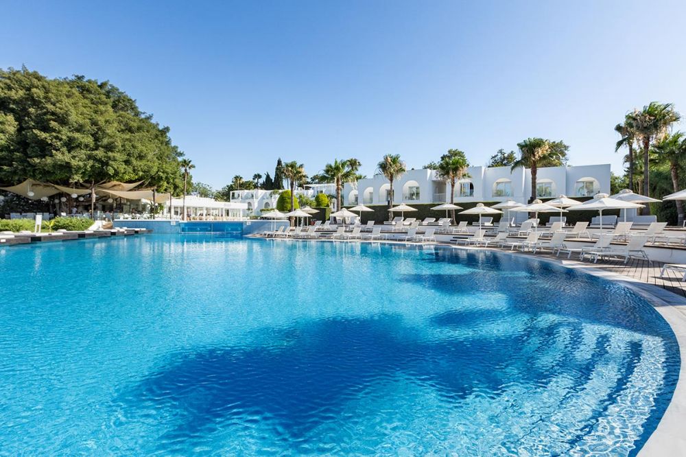 So White Beach Resort 5*