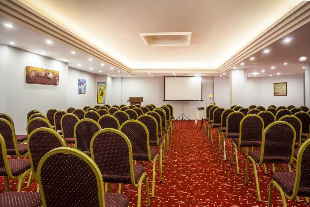Kleopatra Ada Hotel 4*