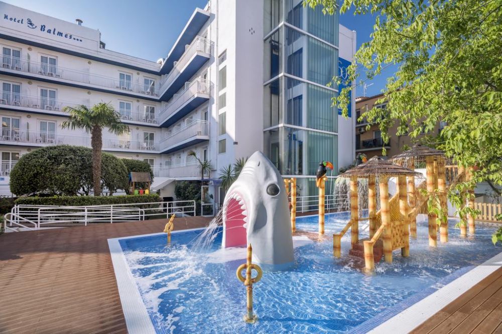 GHT Balmes Apartments & Splash (Calella) 3*