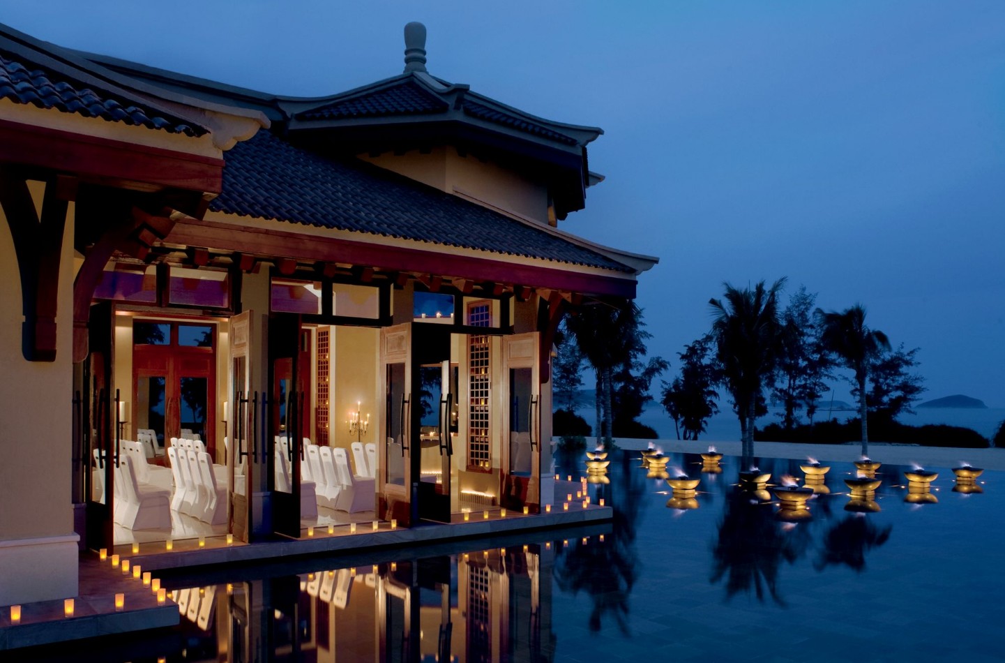The Ritz-Carlton Sanya Yalong Bay 5*