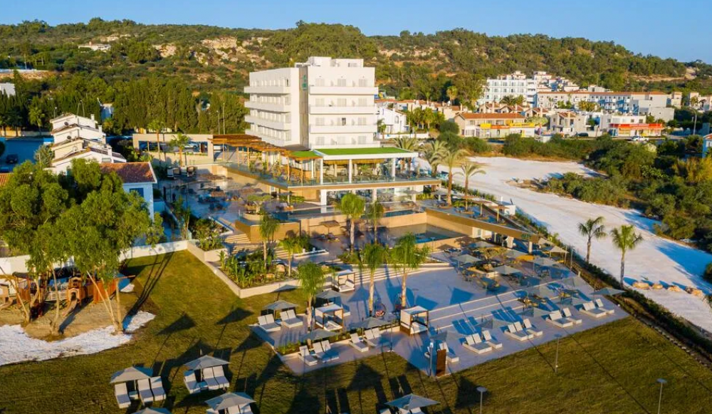 Cavo Zoe Seaside Hotel 4*