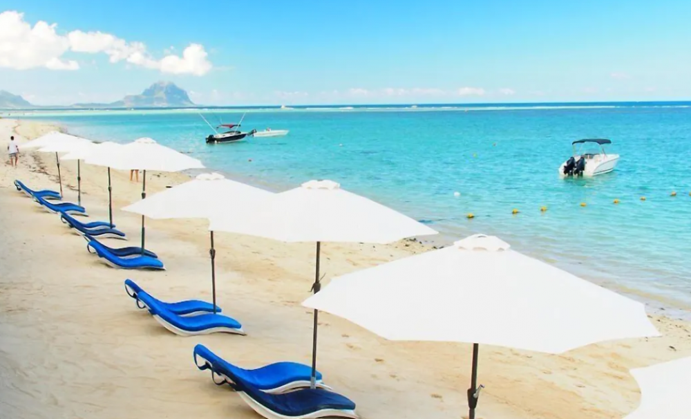 Gold Beach Resort & Spa 3*