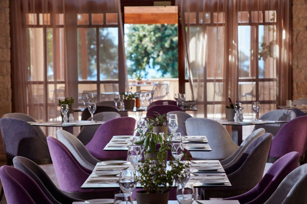 Aphrodite Hills Hotel by Atlantica 5*