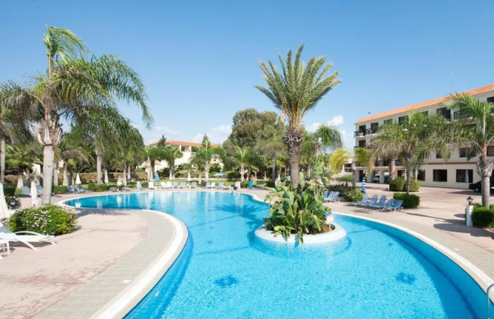 Nelia Sea Breeze 4*