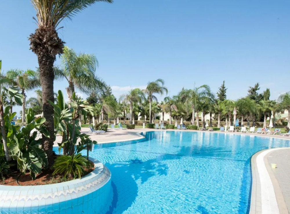 Nelia Sea Breeze 4*