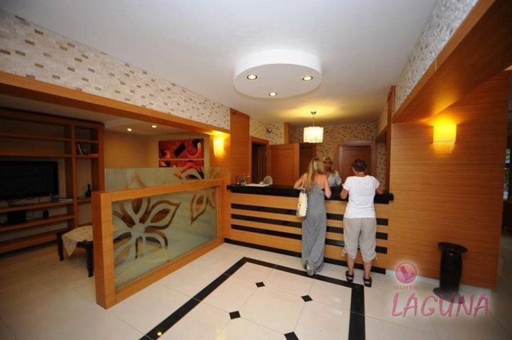 Suite Laguna Hotel 3*