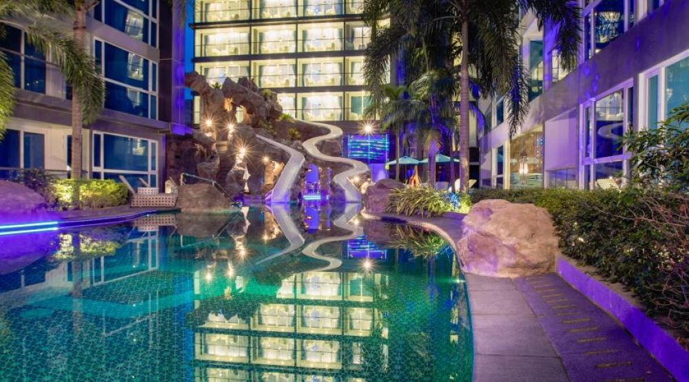 Azure Hotel Pattaya (ex.Centara Azure Hotel Pattaya) 4*