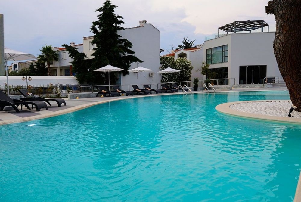 Ostria Sea Side Hotel 4*