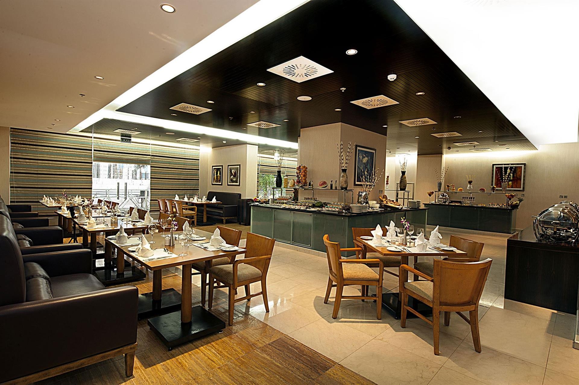Mercure Hotel Apartments Dubai Barsha Heights (ex. Yassat Gloria) 4*