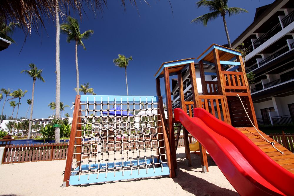Sunwing Kamala Beach 4*