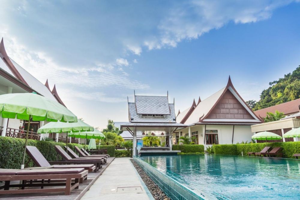 Bhu Tarn Koh Chang Resort & SPA 4*