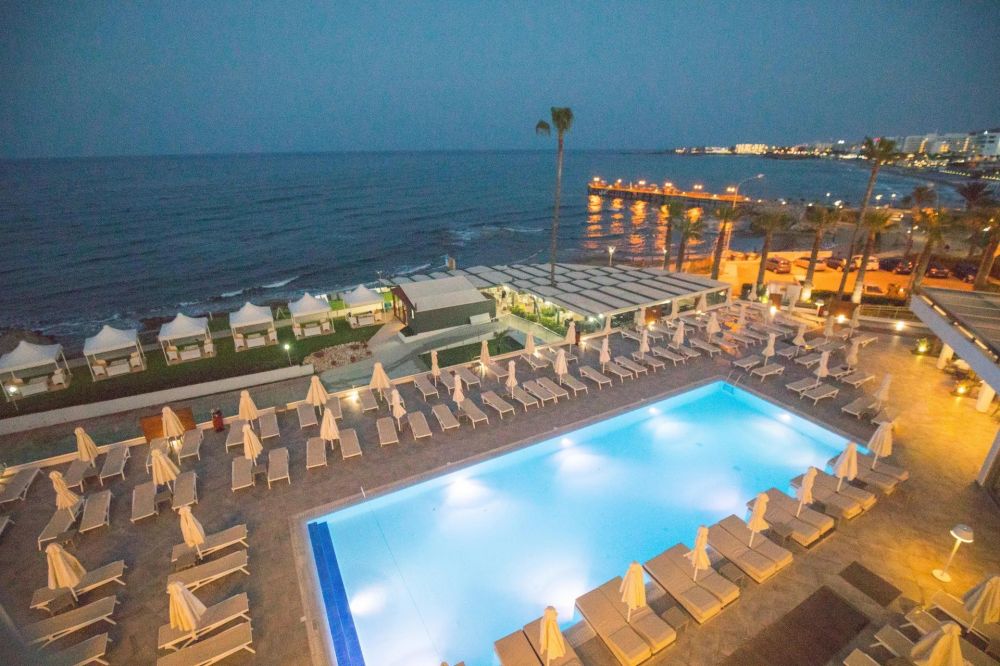 Evalena Beach Hotel 4*