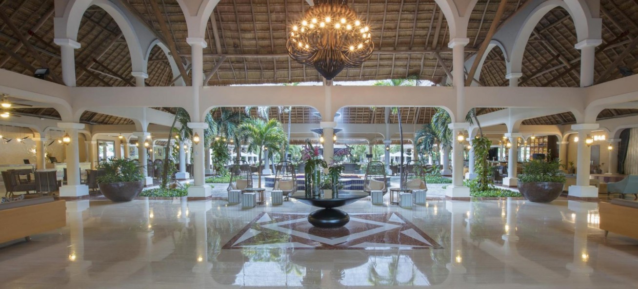 Grand Palladium Colonial Resort & Spa 5*