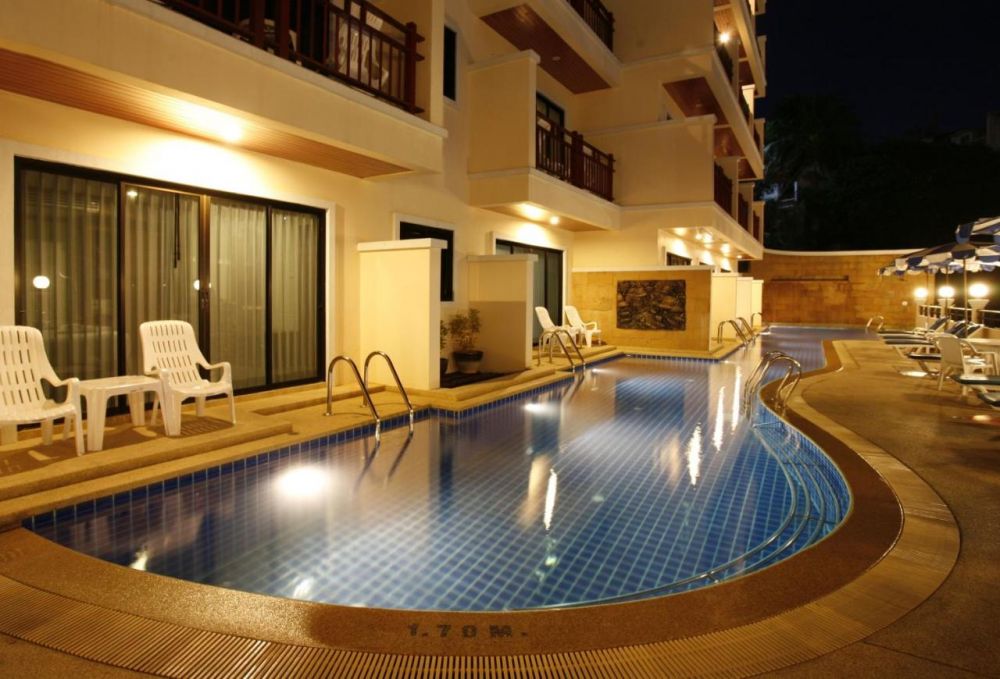Jiraporn Hill Resort Patong 3*